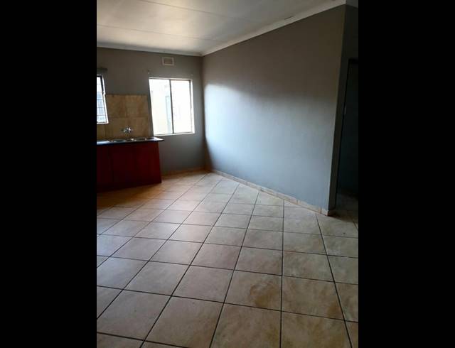 2 BEDROOM APARTMENT FOR SALE IN JABULANI